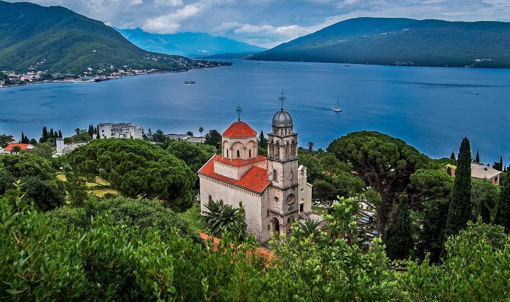 Apartments Mianiko Herceg Novi Exterior photo